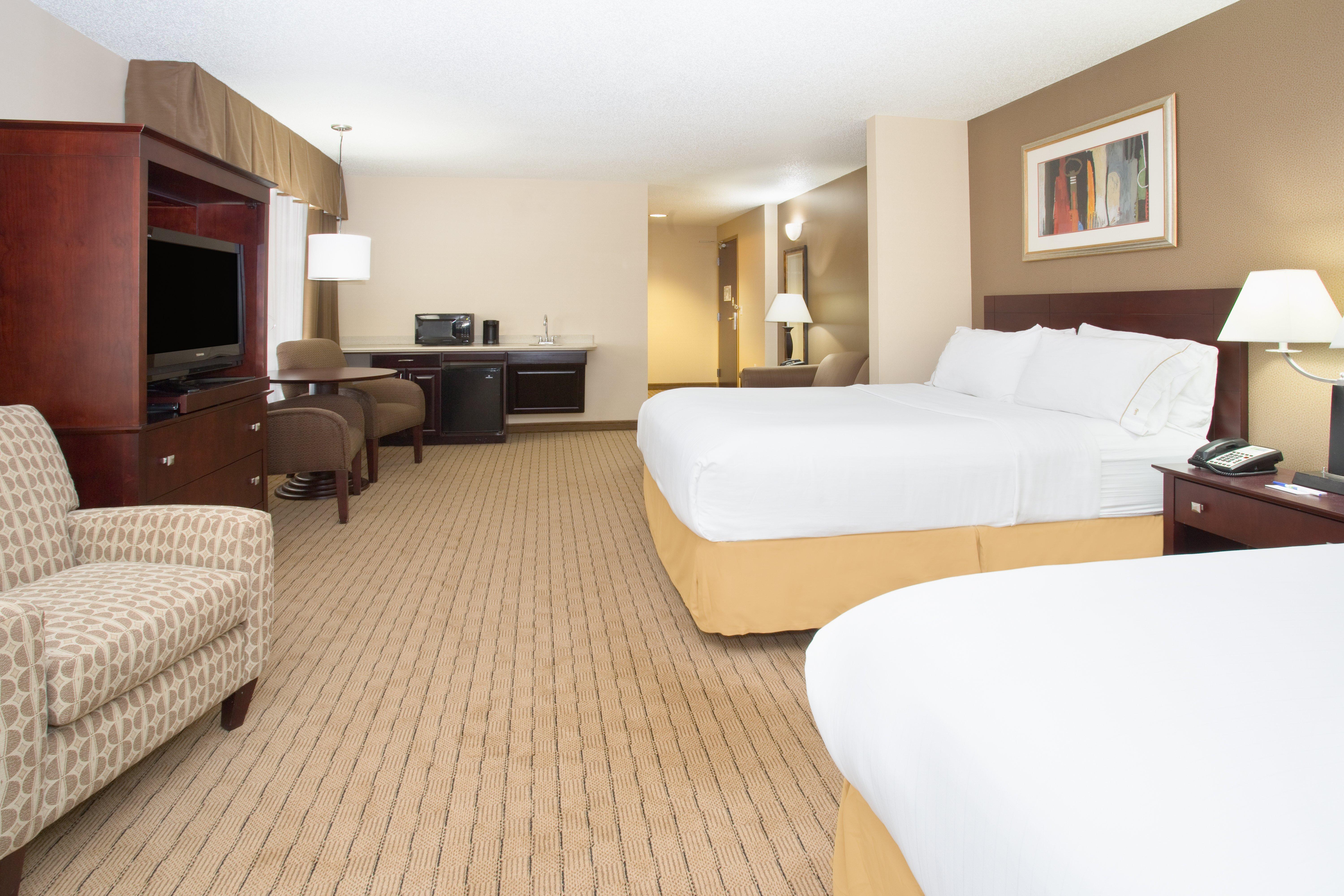 Holiday Inn Express Hotel & Suites Minot South By Ihg Extérieur photo